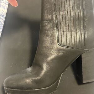 Eileen Fisher Black Leather platform Ankle Heeled Boots
